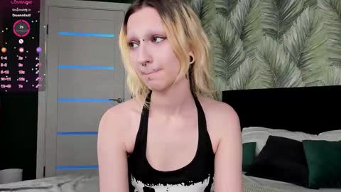 Lexy online show from November 13, 2025, 11:31 am