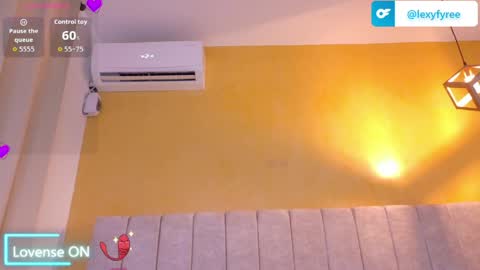 Snapshot of lexyfyre chatting on May 22, 2026, 11:16 am Lexy online show from May 22, 2026, 11:16 am