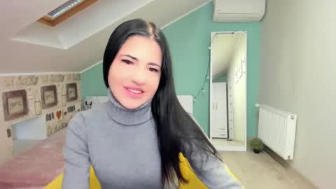 lexyswett online show from December 25, 2024, 7:46 am