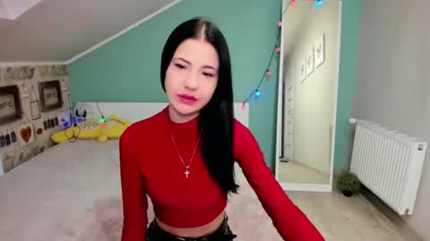 lexyswett online show from December 30, 2024, 1:25 pm
