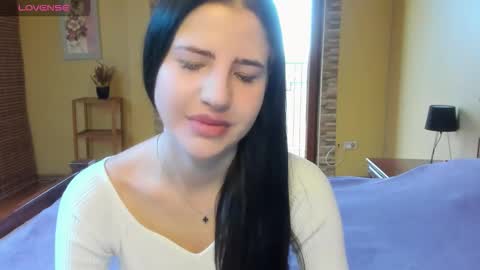 lexyswett online show from November 1, 2025, 10:39 am