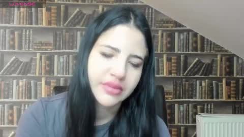 lexyswett online show from November 7, 2025, 8:58 am