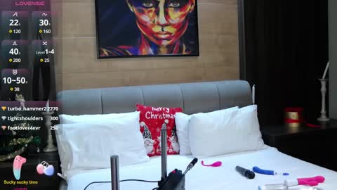 Snapshot of leyafoster chatting on December 22, 2024, 10:36 pm Leya online show from December 22, 2024, 10:36 pm