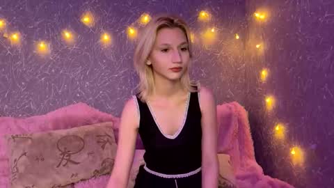 Leya online show from January 15, 2026, 4:50 am