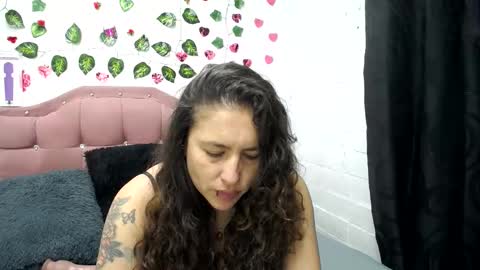 leyla_horny_bg online show from February 8, 2025, 8:21 pm