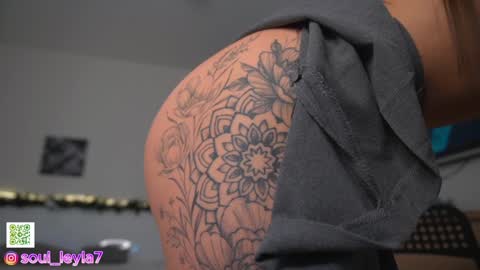 Snapshot of leyla_ly chatting on December 5, 2024, 5:26 am Leyla ly Ill be here Tuesday Thursday Friday Saturday Sunday online show from December 5, 2024, 5:26 am