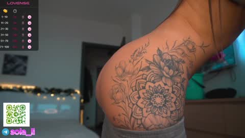 Snapshot of leyla_ly chatting on December 31, 2024, 8:26 am Leyla ly Ill be here Tuesday Thursday Friday Saturday Sunday online show from December 31, 2024, 8:26 am