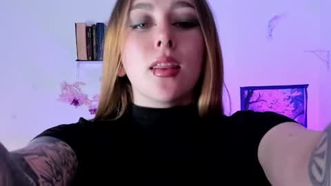 Leyla Miller online show from June 1, 2026, 3:36 pm