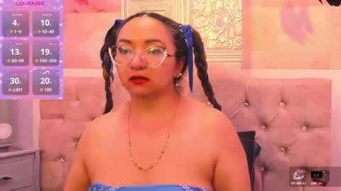 Leyla smithh online show from November 5, 2025, 12:27 pm