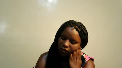 leylacuty13 online show from March 9, 2026, 4:27 am