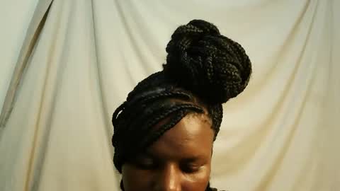 leylacuty13 online show from March 10, 2026, 9:09 pm