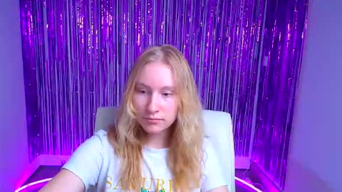 Leyla online show from September 11, 2025, 11:21 am