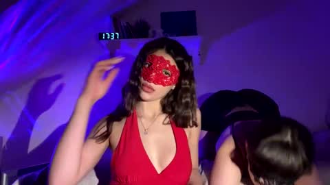 Snapshot of leyluv chatting on February 13, 2026, 4:36 pm Leyla and Mia online show from February 13, 2026, 4:36 pm