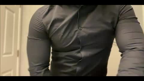 lhotboyl online show from November 11, 2025, 10:32 pm