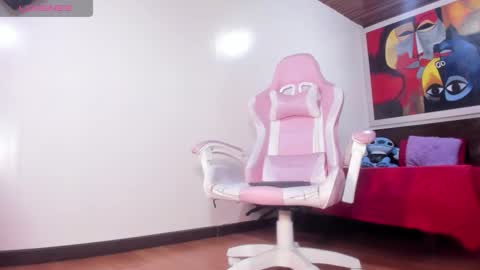 li_arellano online show from October 18, 2025, 7:25 pm