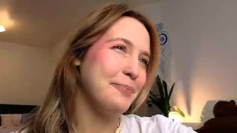 li_ni_ online show from February 16, 2025, 7:59 am