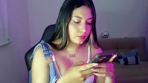 Snapshot of lia_14_ chatting on June 20, 2026, 12:03 am Lia online show from June 20, 2026, 12:03 am