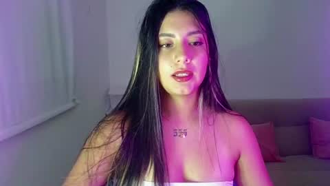 Snapshot of lia_14_ chatting on July 23, 2026, 12:35 am Lia online show from July 23, 2026, 12:35 am