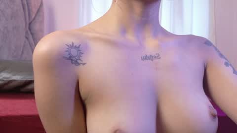 lia__summer online show from July 19, 2026, 4:44 pm