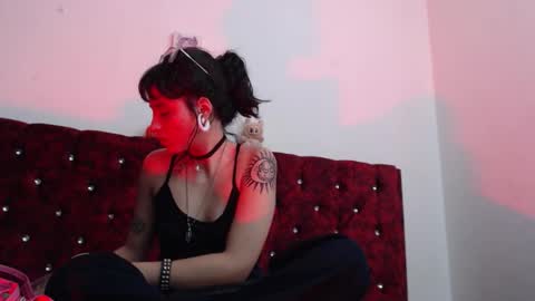 Snapshot of lia_carter_ chatting on November 3, 2025, 8:43 pm Lia online show from November 3, 2025, 8:43 pm