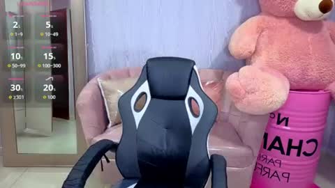 Snapshot of lia_harper_t chatting on July 6, 2026, 12:57 pm lia_harper_t online show from July 6, 2026, 12:57 pm