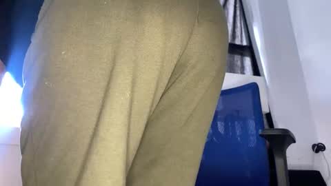 Snapshot of lia_hdz chatting on February 8, 2026, 6:22 pm Kabroncita online show from February 8, 2026, 6:22 pm