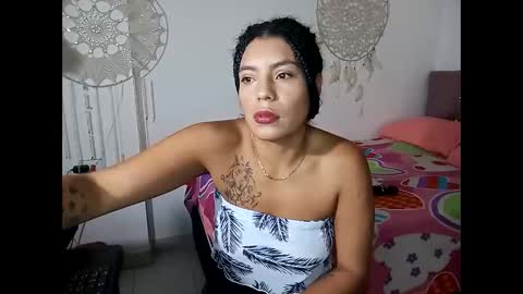 Lia online show from April 11, 2026, 7:29 pm