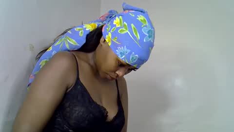 lia online show from November 23, 2025, 3:01 pm