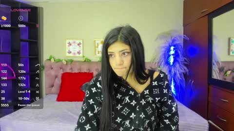 lia online show from December 10, 2024, 8:05 pm