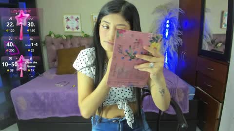 lia online show from December 13, 2024, 8:04 pm