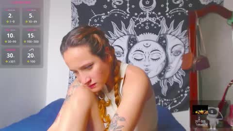 Lia Monroe online show from October 22, 2025, 4:18 pm