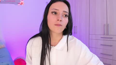 Snapshot of lia_queen610 chatting on December 2, 2024, 10:23 pm Little Queen Lia online show from December 2, 2024, 10:23 pm