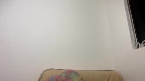 Little Queen Lia  online show from May 13, 2026, 1:14 am