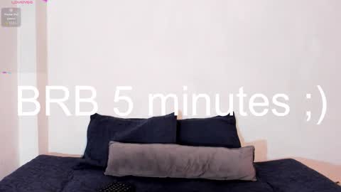 Lia online show from February 5, 2026, 8:24 pm