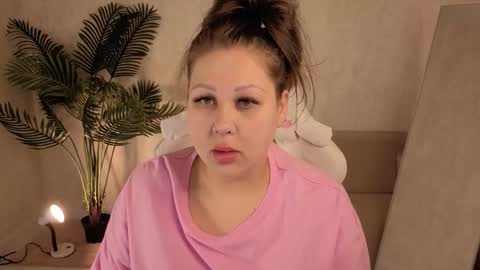 lia_rozaly online show from November 1, 2025, 9:11 am