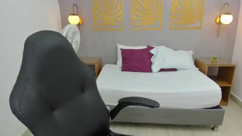 Lia  online show from December 28, 2024, 2:54 am