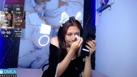 lia summer1 online show from February 3, 2025, 12:14 pm