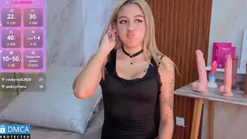 lia summer1 online show from September 8, 2025, 7:13 pm