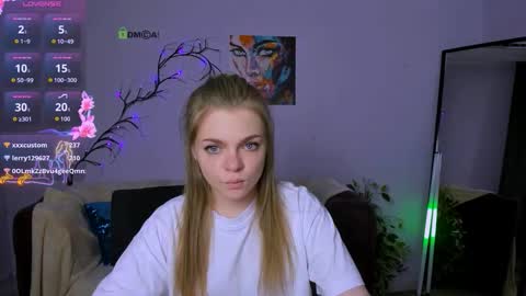 Lia online show from September 13, 2025, 9:47 pm