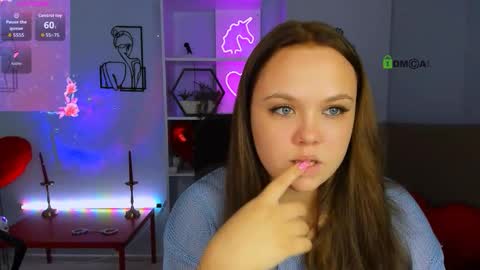 Lia online show from September 22, 2025, 7:27 pm