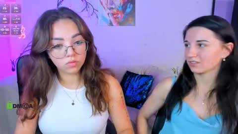 Lia online show from September 23, 2025, 7:33 am