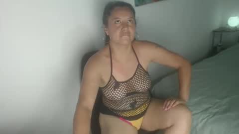 Snapshot of lia_taylor10 chatting on May 14, 2026, 7:20 pm Lia online show from May 14, 2026, 7:20 pm