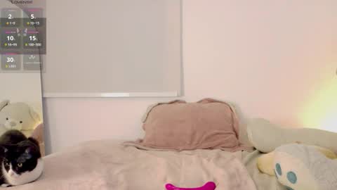 Lia online show from March 4, 2026, 11:33 pm