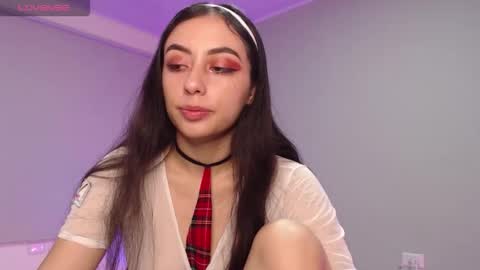   lia  online show from October 6, 2025, 3:04 am