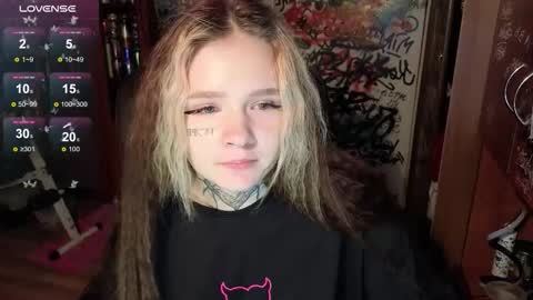 liaaa_li online show from October 26, 2025, 2:17 am