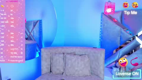 Snapshot of liaagener chatting on December 8, 2024, 7:32 pm Liaa online show from December 8, 2024, 7:32 pm