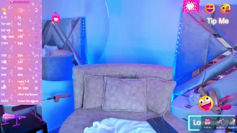 Snapshot of liaagener chatting on December 29, 2024, 7:22 pm Liaa online show from December 29, 2024, 7:22 pm