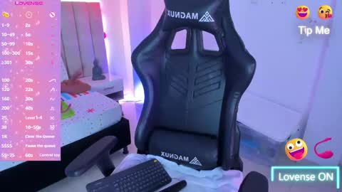 Snapshot of liaagener chatting on March 1, 2025, 12:23 pm Liaa online show from March 1, 2025, 12:23 pm