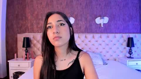 liaa turner  online show from October 7, 2025, 8:39 pm