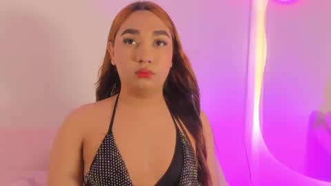 Snapshot of liacampbell__ chatting on May 1, 2026, 8:46 pm La online show from May 1, 2026, 8:46 pm